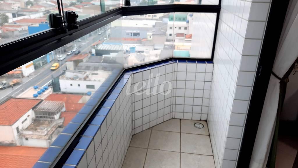 SACADA LIVING PISO INFERIOR (2) de Apartamento à venda, cobertura - Padrão com 150 m², 3 quartos e 2 vagas em Quinta da Paineira - São Paulo