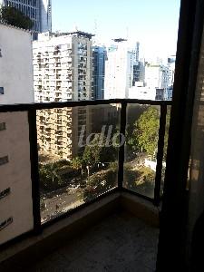 SACADA SALA de Apartamento à venda, Padrão com 40 m², 1 quarto e 1 vaga em Jardim Paulista - São Paulo