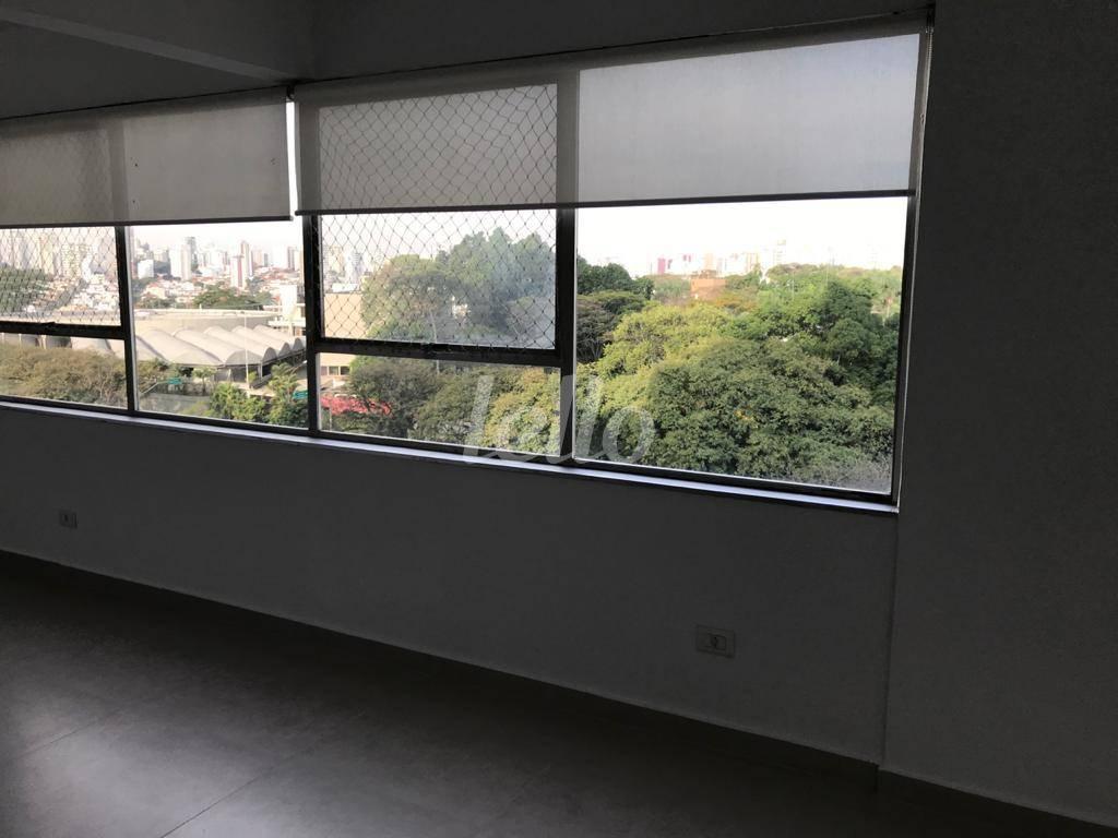 SALA de Apartamento à venda, Padrão com 127 m², 3 quartos e 1 vaga em Moema - São Paulo