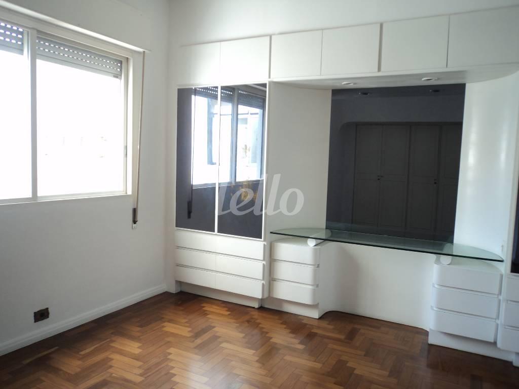 SUÍTE de Apartamento à venda, Padrão com 360 m², 5 quartos e 2 vagas em Jardim Paulista - São Paulo