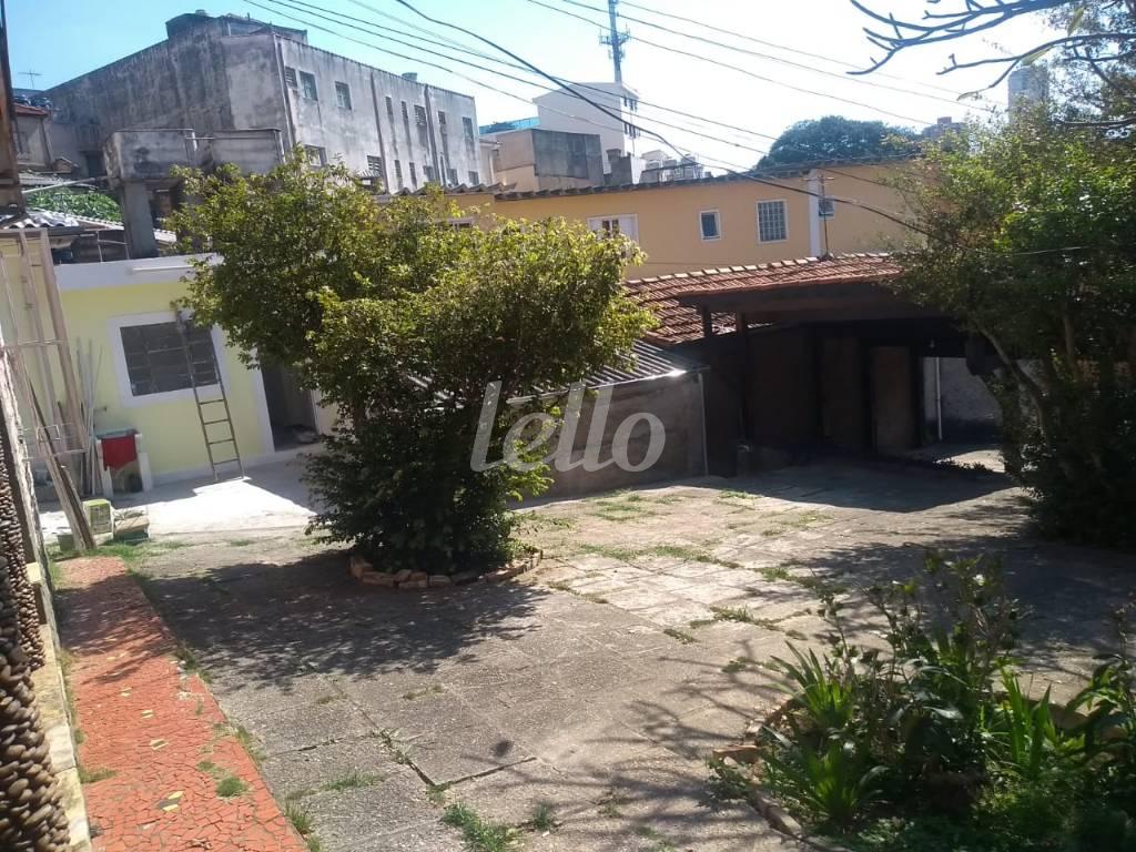 TERRENO de Área / Terreno à venda, Padrão com 751 m², e em Vila Formosa - São Paulo