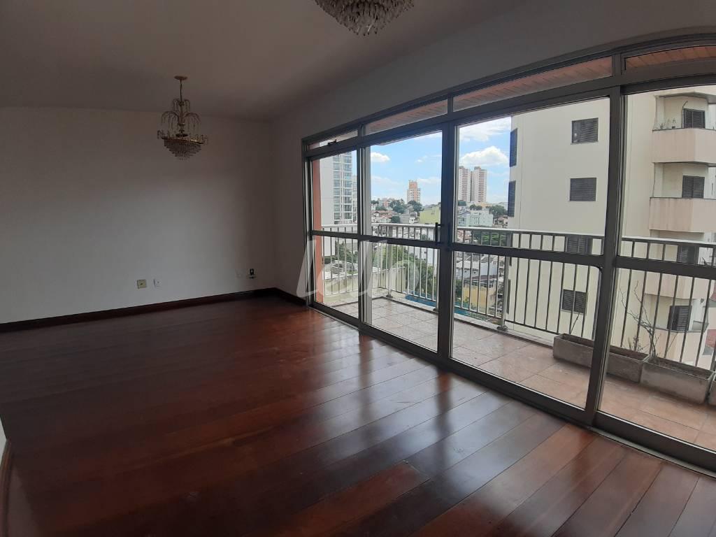 02-SALA de Apartamento à venda, Padrão com 143 m², 3 quartos e 2 vagas em Vila Bastos - Santo André