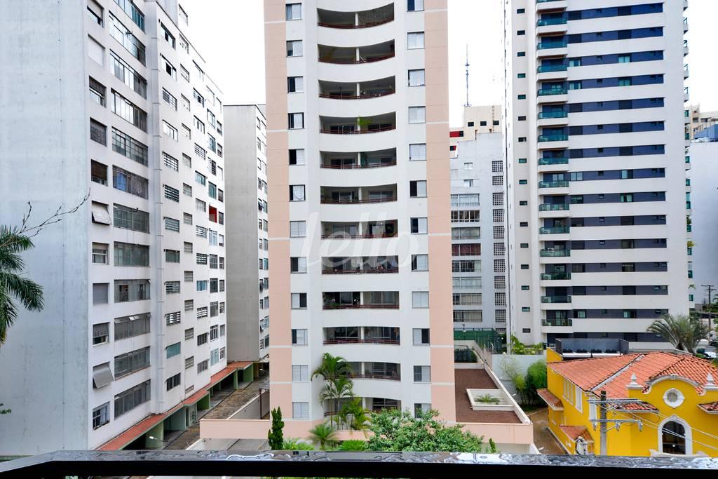 VISTA de Apartamento à venda, Padrão com 177 m², 3 quartos e 3 vagas em Aclimação - São Paulo