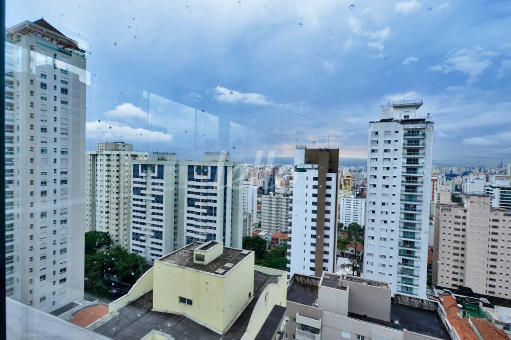 VISTA de Apartamento à venda, Triplex com 354 m², 2 quartos e 4 vagas em Aclimação - São Paulo