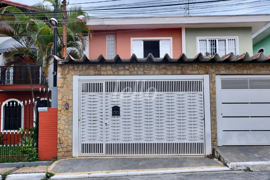 FACHADA de Casa à venda, sobrado com 127 m², 3 quartos e 2 vagas em Vila Nova Mazzei - São Paulo