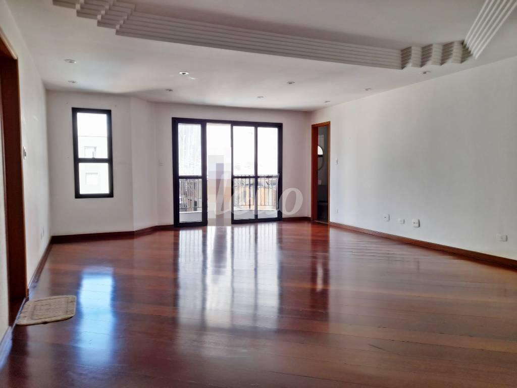 SALA de Apartamento à venda, Padrão com 143 m², 3 quartos e 4 vagas em Água Fria - São Paulo