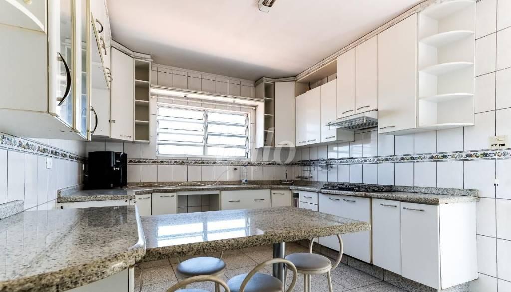 07 COZINHA de Casa à venda, sobrado com 157 m², 3 quartos e 2 vagas em Vila Nova Mazzei - São Paulo
