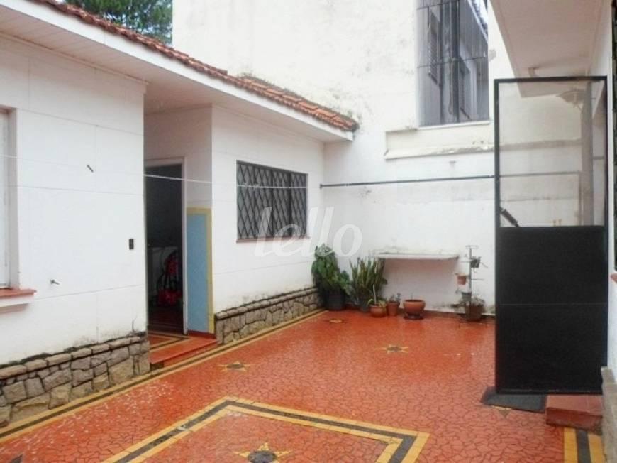EDÍCULA de Casa à venda, térrea com 180 m², 3 quartos e 4 vagas em Brooklin Paulista - São Paulo
