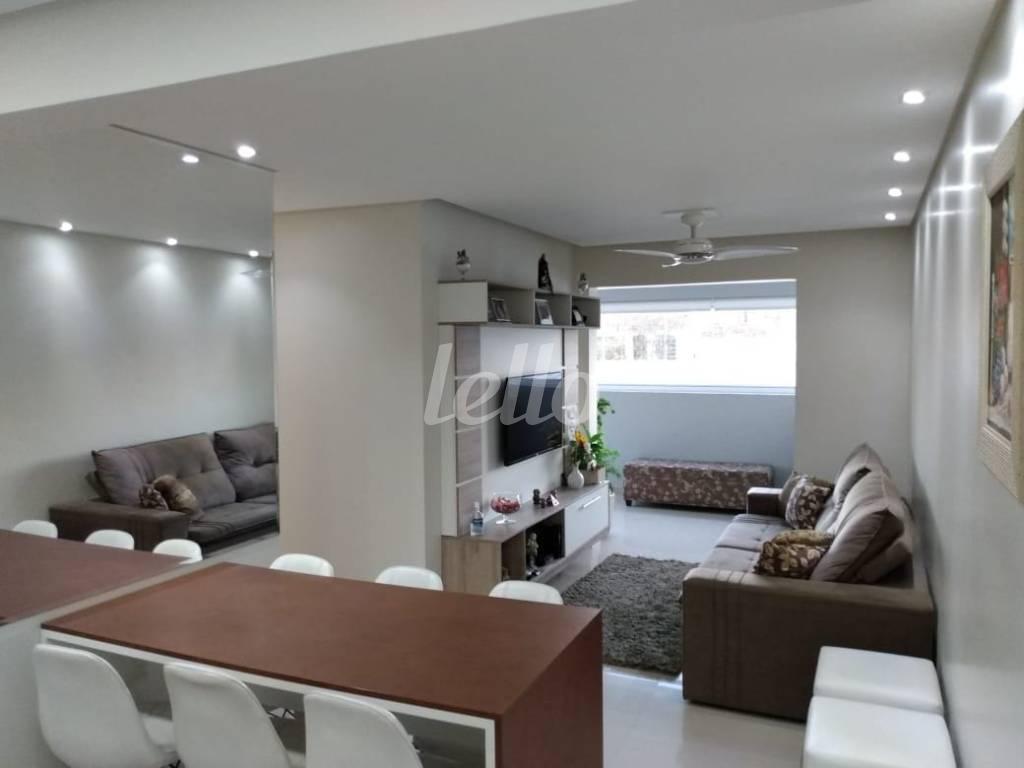 SALA de Apartamento à venda, Padrão com 73 m², 2 quartos e 1 vaga em Tatuapé - São Paulo