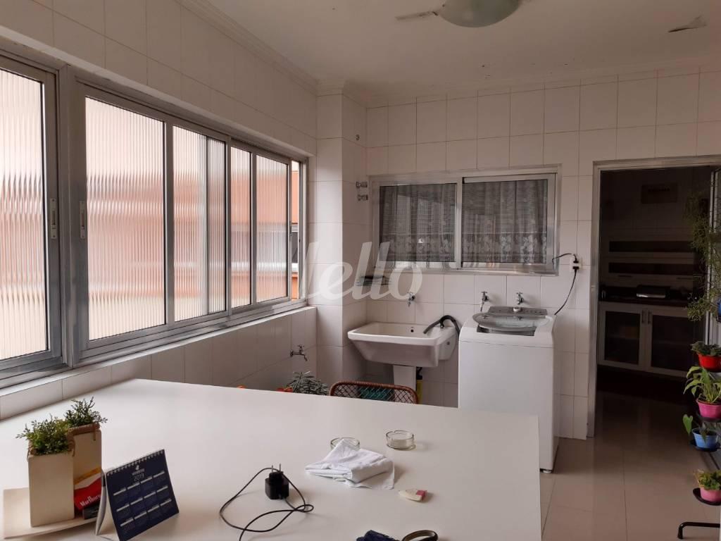 ÁREA DE SERVIÇO de Apartamento à venda, Padrão com 219 m², 3 quartos e 2 vagas em Bela Vista - São Paulo