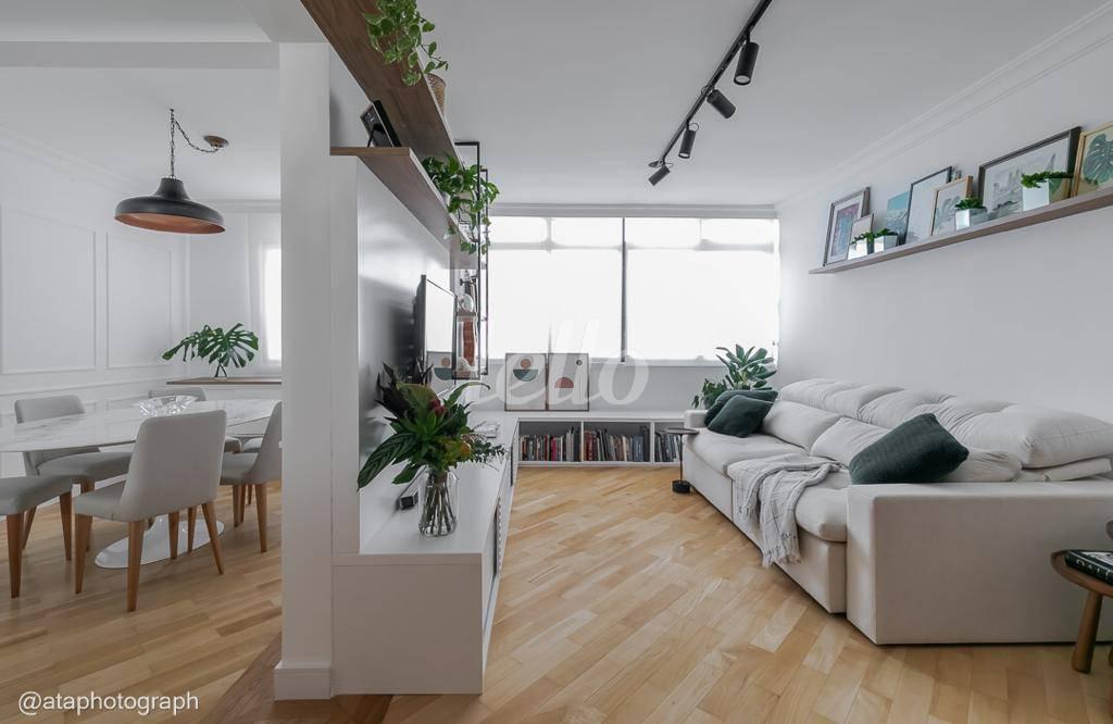 SALAS de Apartamento à venda, Padrão com 100 m², 2 quartos e 1 vaga em Jardim Paulista - São Paulo