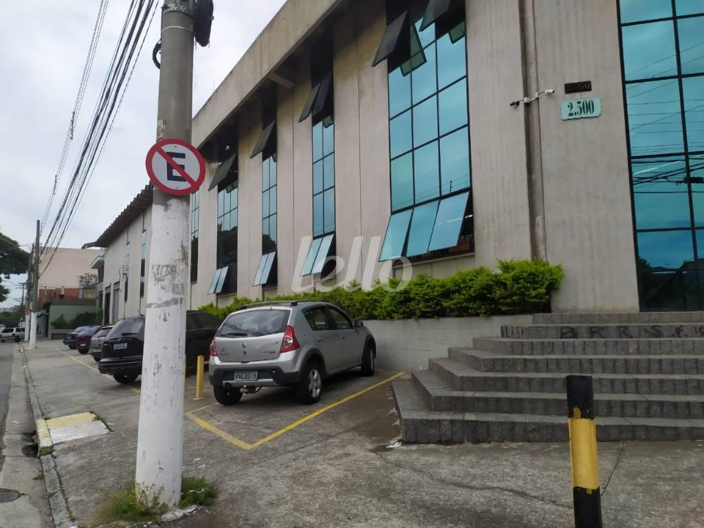 FACHADA GALPAO de Galpão/Armazém para alugar, Padrão com 1400 m², e 90 vagas em Cidade Patriarca - São Paulo