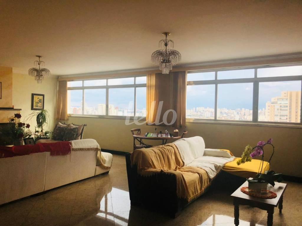 SALA de Apartamento à venda, Padrão com 368 m², 4 quartos e 3 vagas em Mooca - São Paulo