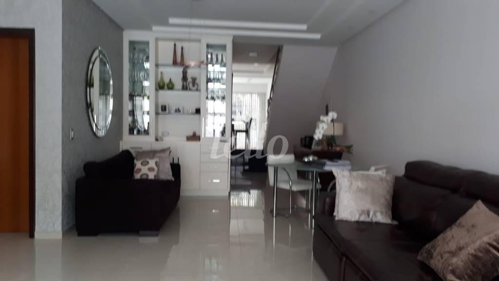 SALA de Casa à venda, sobrado com 210 m², 4 quartos e 4 vagas em Vila Prudente - São Paulo