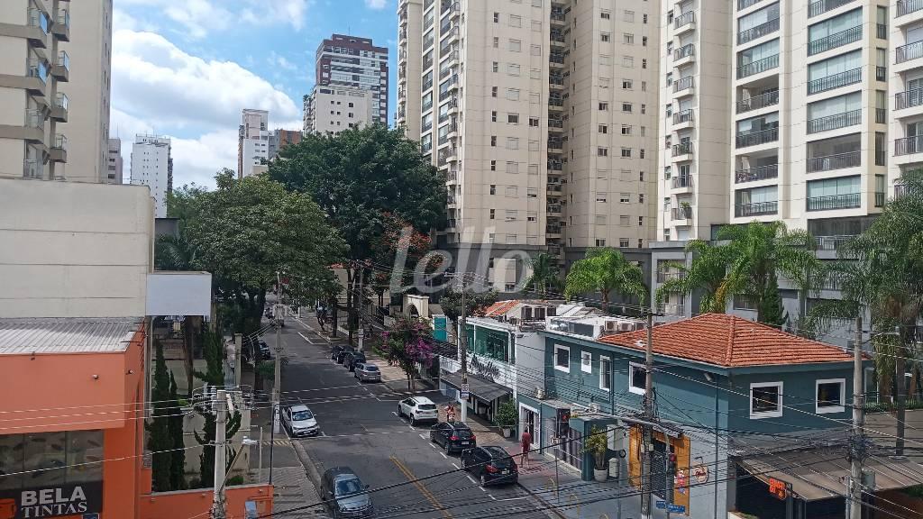 VISTA DORMITÓRIO 1 de Apartamento à venda, Padrão com 74 m², 2 quartos e em Moema - São Paulo