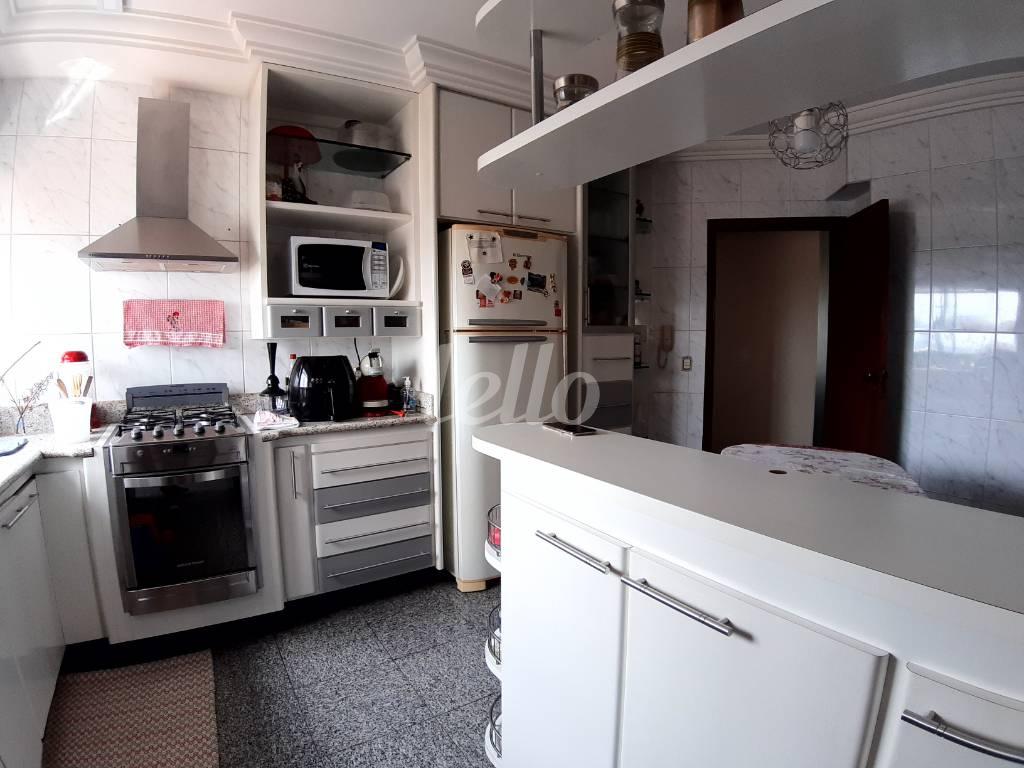 12-COZINHA de Apartamento à venda, Padrão com 147 m², 4 quartos e 3 vagas em Vila Valparaíso - Santo André