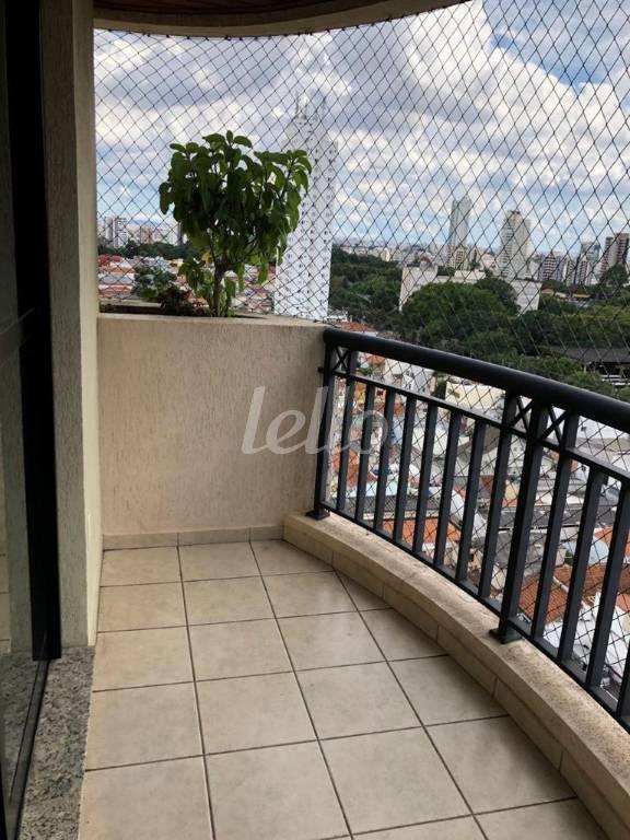 VARANDA de Apartamento à venda, Padrão com 86 m², 3 quartos e 2 vagas em Vila Santo Estevão - São Paulo