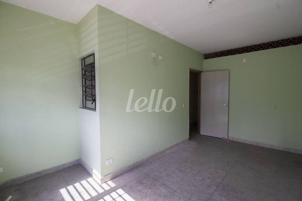 SALA 5 de Sobreloja para alugar, Padrão com 112 m², e em Ipiranga - São Paulo