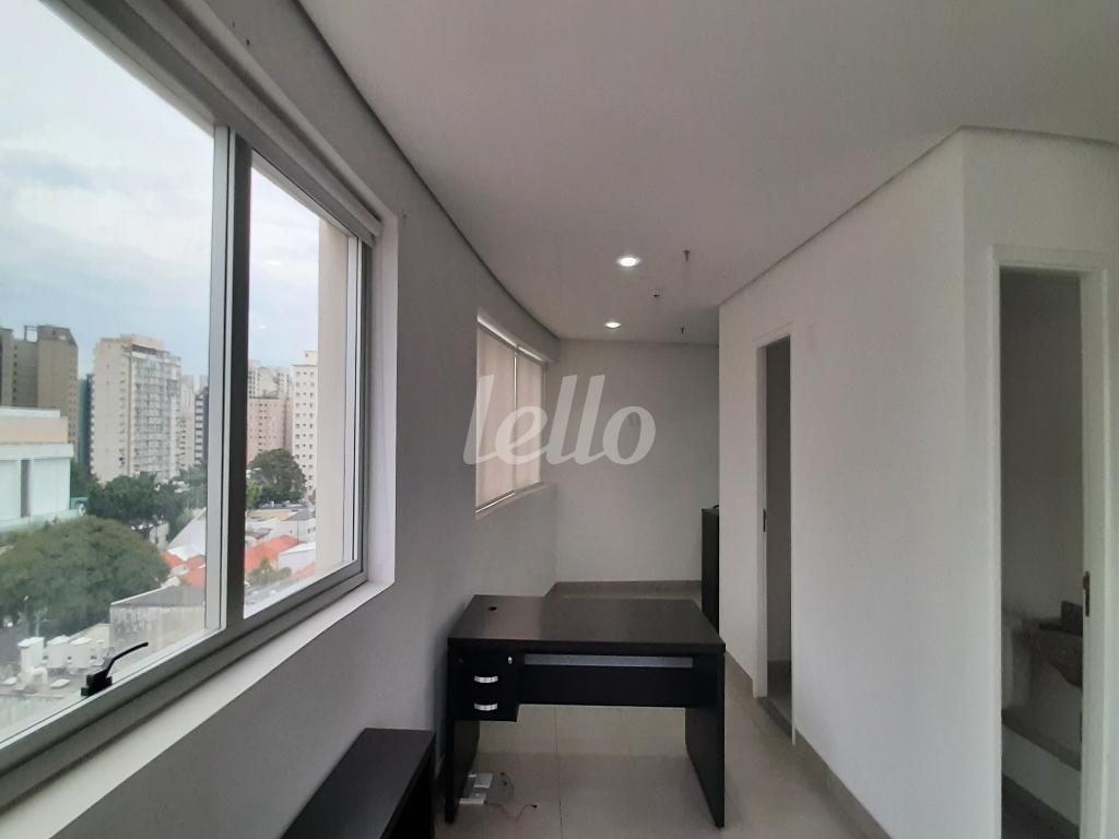 SALA de Sala / Conjunto à venda, Padrão com 43 m², e 1 vaga em Indianópolis - São Paulo