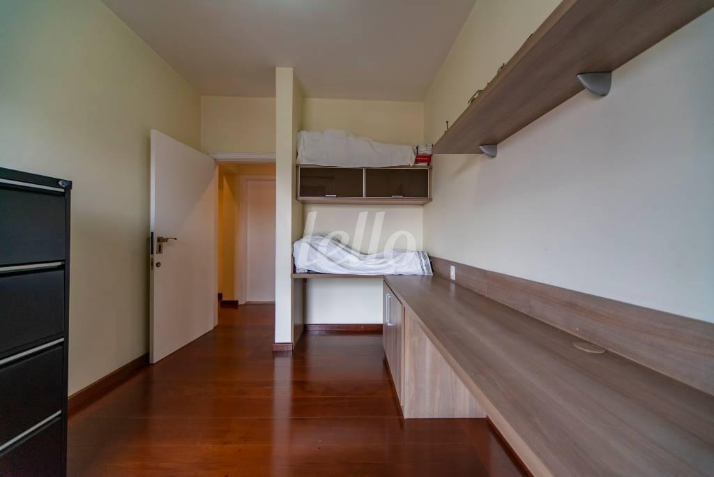 DORMITÓRIO 5 de Apartamento à venda, Padrão com 310 m², 5 quartos e 6 vagas em Vila Bastos - Santo André