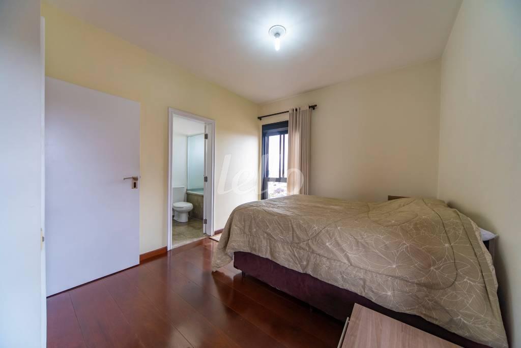 SUÍTE 2 de Apartamento à venda, Padrão com 310 m², 5 quartos e 6 vagas em Vila Bastos - Santo André