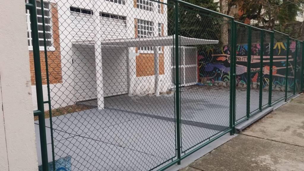 GARAGEM de Galpão/Armazém à venda, Padrão com 1324 m², e 6 vagas em Bela Aliança - São Paulo