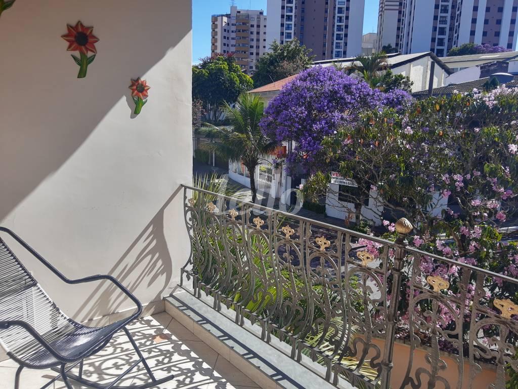 VISTA SUITE MASTER de Casa à venda, sobrado com 480 m², 3 quartos e 6 vagas em Jardim Textil - São Paulo
