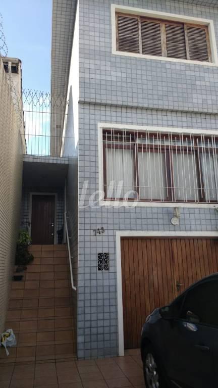 FACHADA de Casa à venda, sobrado com 198 m², 3 quartos e 2 vagas em Vila Paiva - São Paulo