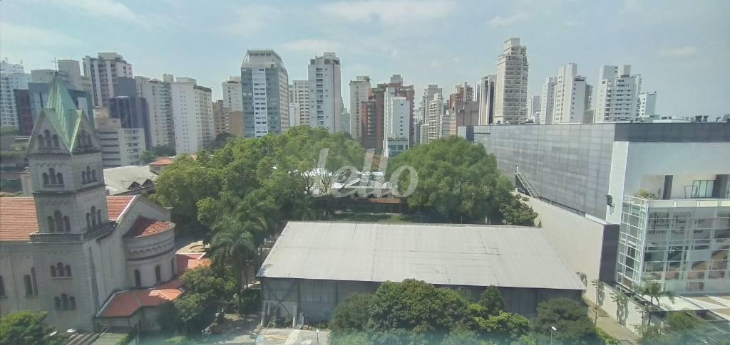 VISTA de Sala / Conjunto à venda, Padrão com 105 m², e 3 vagas em Jardim Paulista - São Paulo