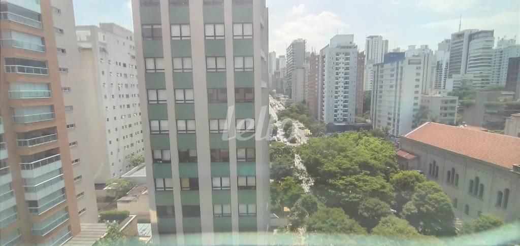 VISTA de Sala / Conjunto à venda, Padrão com 105 m², e 3 vagas em Jardim Paulista - São Paulo