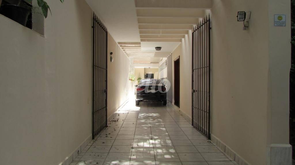 GARAGEM de Casa à venda, sobrado com 269 m², 4 quartos e 4 vagas em Sumaré - São Paulo