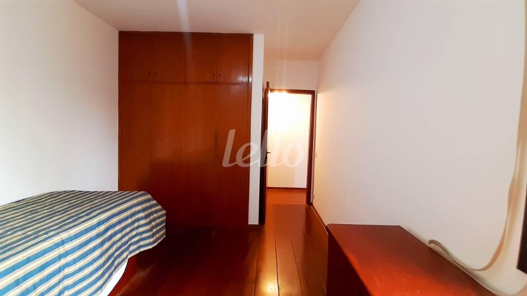 DORMITORIO II de Apartamento para alugar, Padrão com 205 m², 4 quartos e 3 vagas em Itaim Bibi - São Paulo