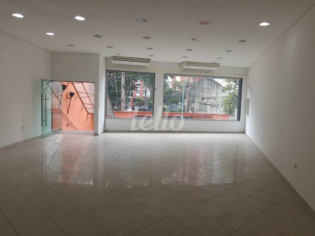 VISTA SALÃO SUPERIOR de Casa à venda, sobrado com 240 m², e 3 vagas em Vila Formosa - São Paulo