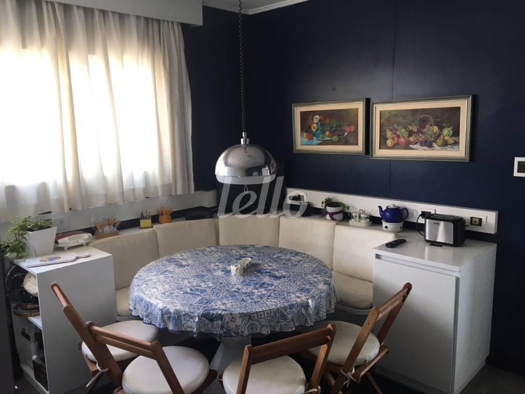 SALA ALMOÇO de Apartamento à venda, Padrão com 198 m², 4 quartos e 5 vagas em Mooca - São Paulo