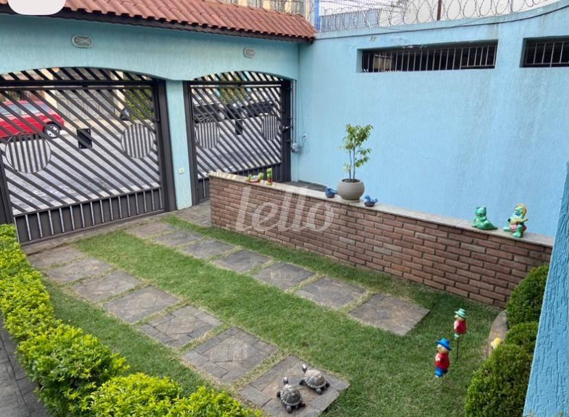 ENTRADA de Casa à venda, sobrado com 611 m², 3 quartos e 5 vagas em Mooca - São Paulo