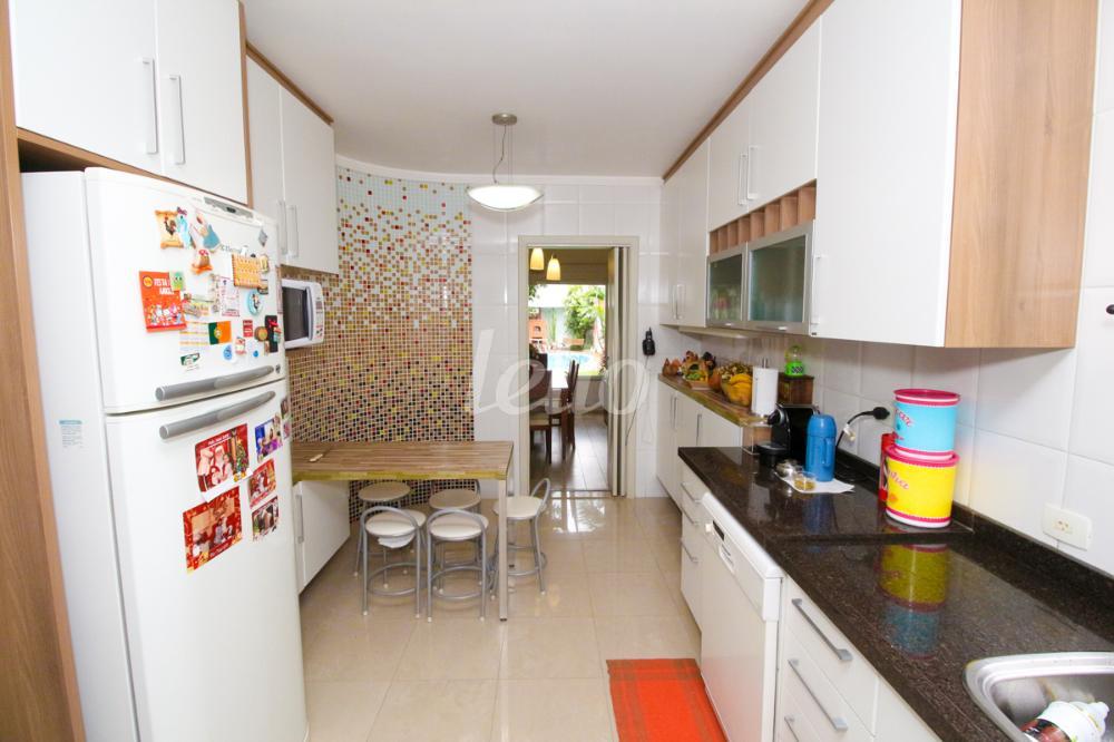 COZINHA de Casa à venda, sobrado com 600 m², 5 quartos e 5 vagas em Mooca - São Paulo