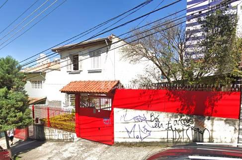 FACHADA de Casa para alugar, sobrado com 160 m², 3 quartos e 11 vagas em Sumaré - São Paulo