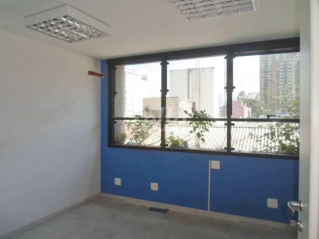 SALA 2 de Sala / Conjunto para alugar, Padrão com 408 m², e 5 vagas em Vila Mariana - São Paulo