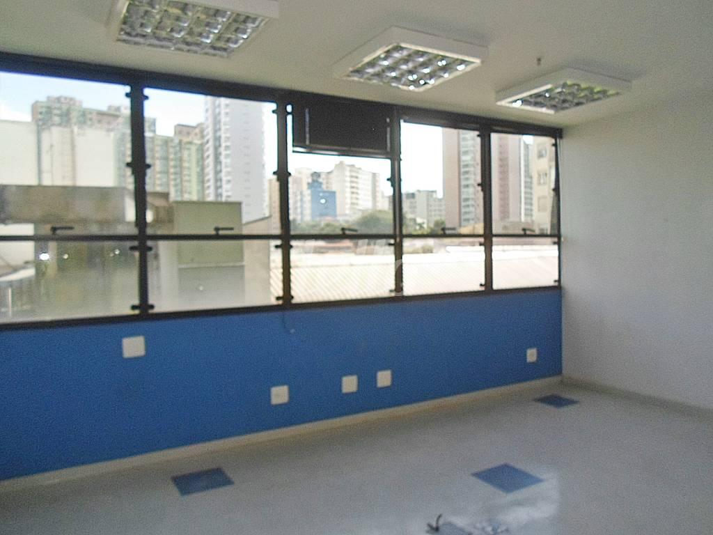 SALA 4 de Sala / Conjunto para alugar, Padrão com 408 m², e 5 vagas em Vila Mariana - São Paulo