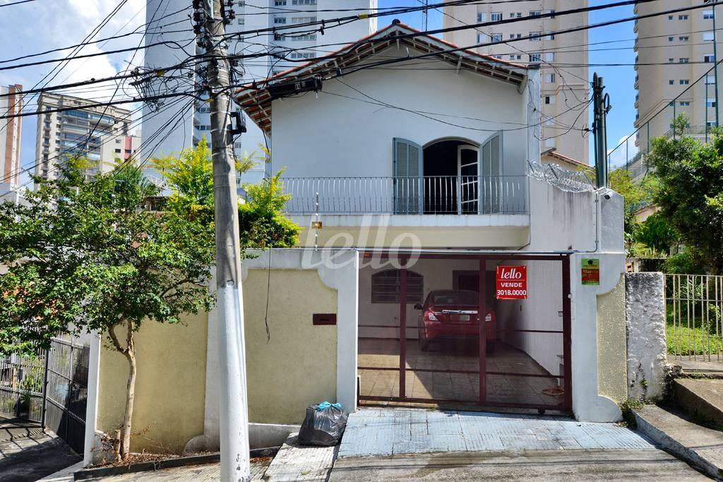 FACHADA de Casa à venda, sobrado com 477 m², 5 quartos e 4 vagas em Vila Mariana - São Paulo