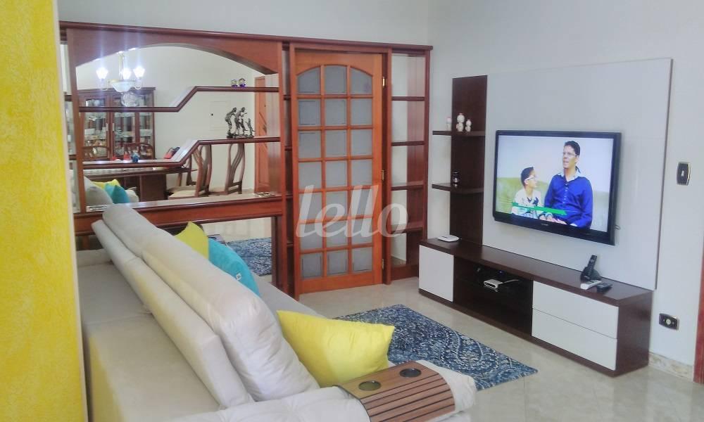 SALA DE TV de Apartamento à venda, Padrão com 117 m², 3 quartos e 2 vagas em Santo Antônio - São Caetano do Sul