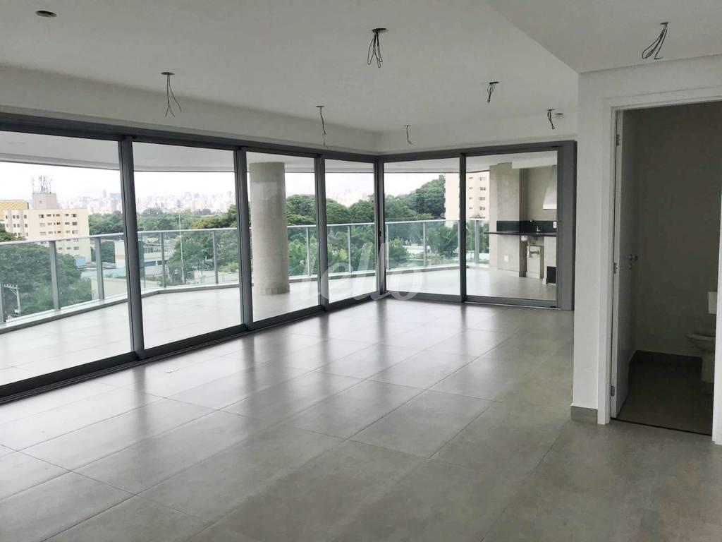SALA de Apartamento à venda, Padrão com 265 m², 4 quartos e 4 vagas em Santana - São Paulo