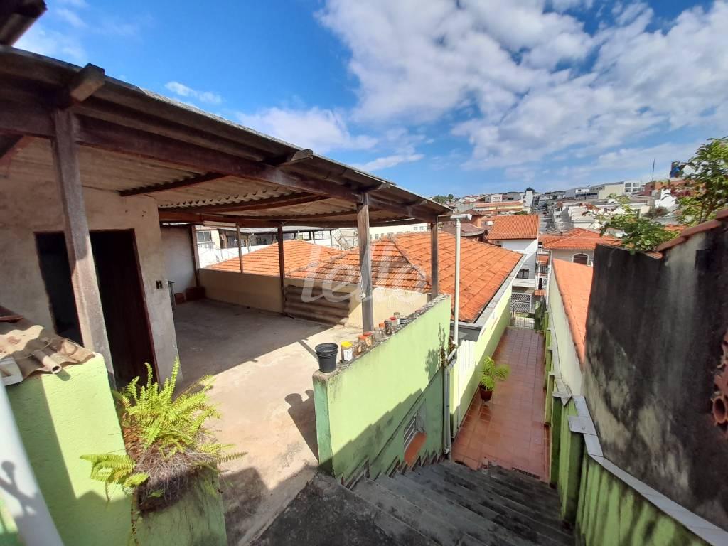 QUINTAL de Casa à venda, sobrado com 300 m², 5 quartos e 2 vagas em Vila Mazzei - São Paulo