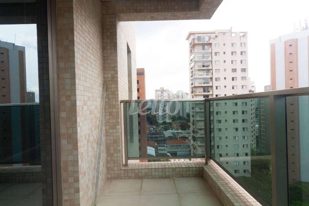 SACADA de Sala / Conjunto para alugar, Padrão com 42 m², e 1 vaga em Brooklin Paulista - São Paulo
