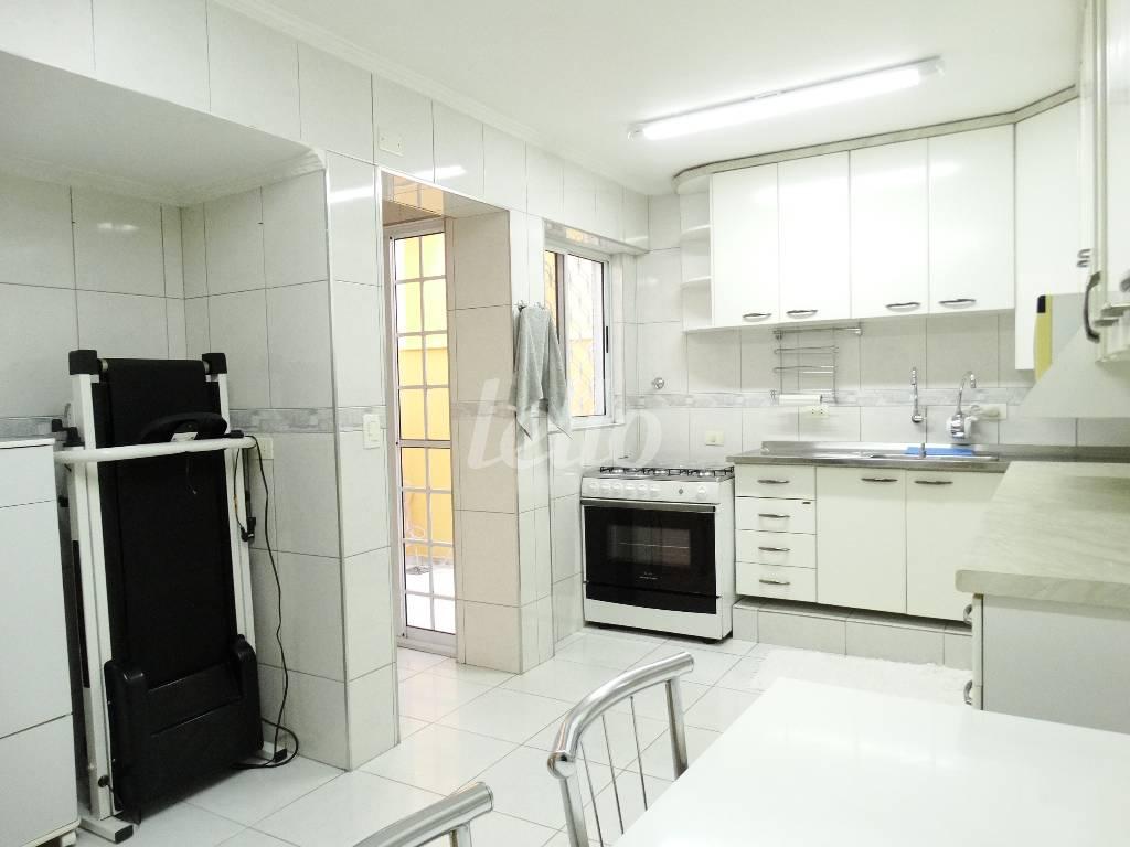 COZINHA de Casa à venda, sobrado com 136 m², 3 quartos e 1 vaga em Alto da Moóca - São Paulo
