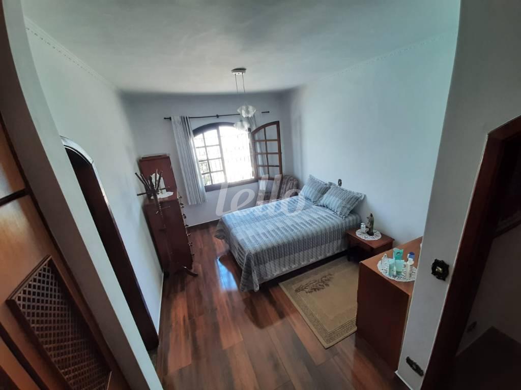 SUITE de Casa à venda, assobradada com 250 m², 3 quartos e 5 vagas em Barro Branco - zona Norte - São Paulo