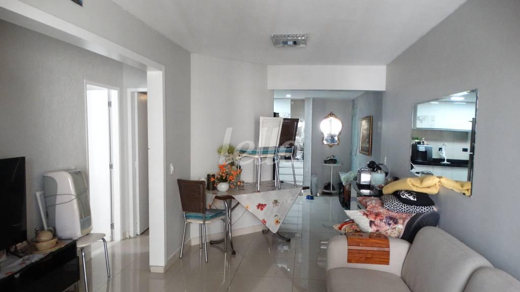 SALA de Apartamento à venda, Padrão com 87 m², 3 quartos e 1 vaga em Chora Menino - São Paulo