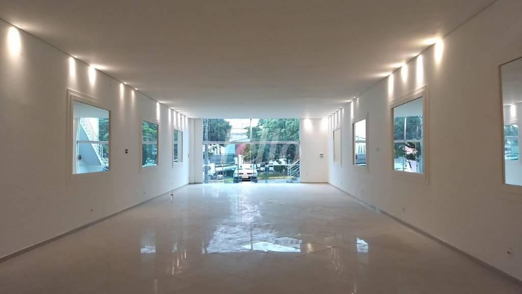 SALÃO de Salão à venda, Padrão com 289 m², e em Vila Formosa - São Paulo