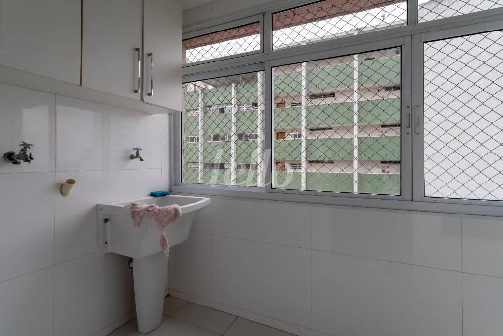 ÁREA DE SERVIÇO de Apartamento à venda, Padrão com 98 m², 2 quartos e 1 vaga em Bela Vista - São Paulo