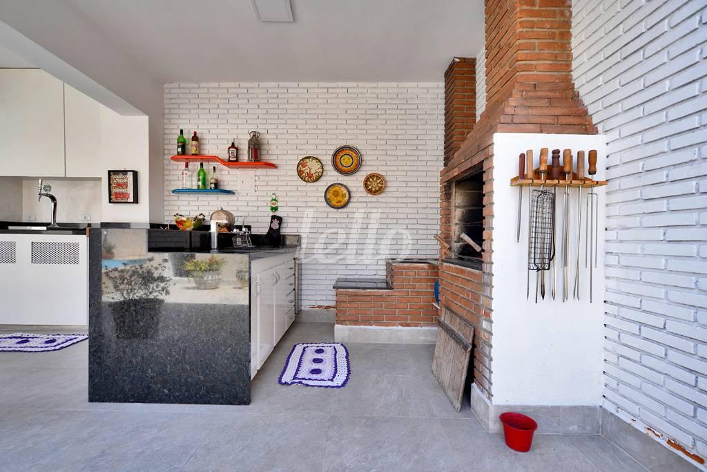 ÁREA GOURMET de Casa à venda, sobrado com 300 m², 3 quartos e 4 vagas em Jardim Franca - São Paulo